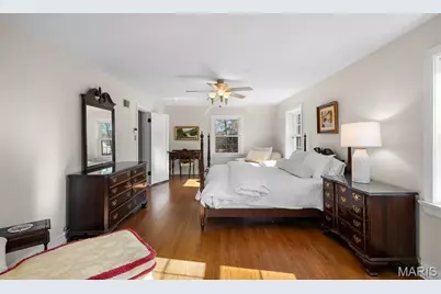 907 N Taylor Avenue, Saint Louis, MO 63122 - Photo 36