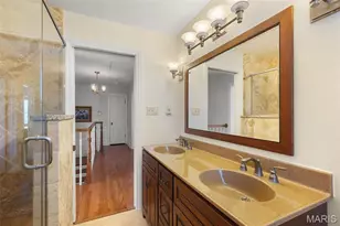 907 N Taylor Ave, Saint Louis, MO 63122 - Photo 34