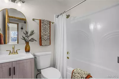 [Address not provided], Florissant, MO 63031 - Photo 22