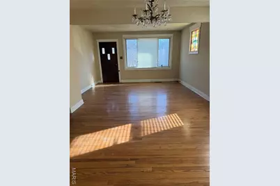 1731 Boneta Avenue, Saint Louis, MO 63117 - Photo 2