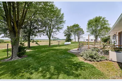 339 White Road, Hawk Point, MO 63349 - Photo 4