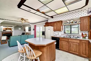 339 White Rd, Hawk Point, MO 63349 - Photo 14