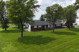 339 White Rd, Hawk Point, MO 63349 - Photo 34