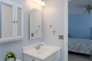 1233 Newport Landing Dr, Fenton, MO 63026 - Photo 14