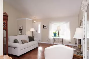 1233 Newport Landing Dr, Fenton, MO 63026 - Photo 2