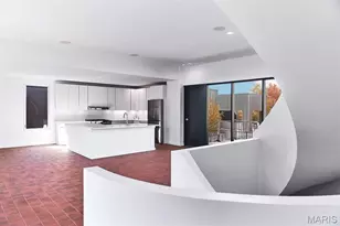 3838 Olive St, Saint Louis, MO 63108 - Photo 2