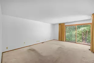 16 Meadowbrook Country Club Estate, Ballwin, MO 63011 - Photo 24