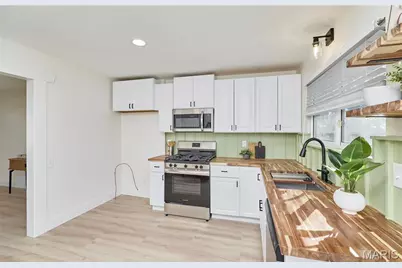 1910 Flamingo Drive, Florissant, MO 63031 - Photo 22