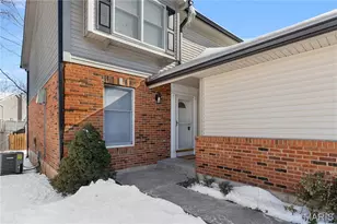 1358 Deerfield Estates Dr, O'Fallon, MO 63366 - Photo 2