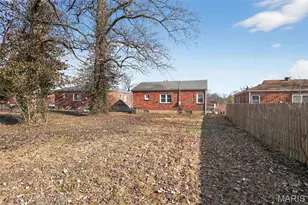 6625 Thurston Ave, Berkeley, MO 63134 - Photo 30