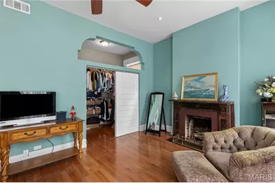 1901 Hickory Street, Saint Louis, MO 63104 - Photo 20