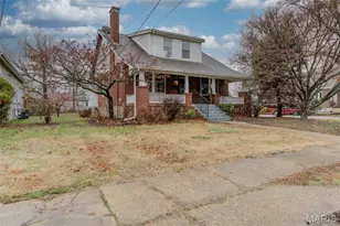 8766 Burton Ave, Charlack, MO 63114 - Photo 2