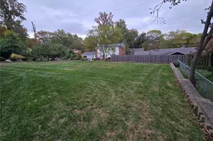 1946 Burlewood Dr, Saint Louis, MO 63146 - Photo 66