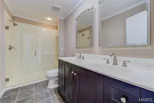 1946 Burlewood Dr, Saint Louis, MO 63146 - Photo 36