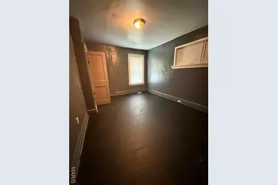 4215 Shreve Avenue, Saint Louis, MO 63115 - Photo 2