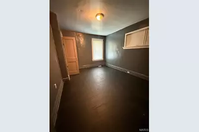 4215 Shreve Avenue, Saint Louis, MO 63115 - Photo 2
