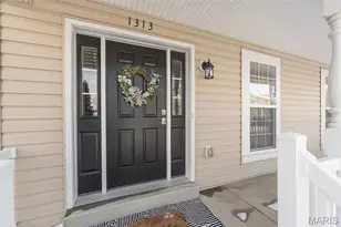 1313 Commons Cir, Cottleville, MO 63304 - Photo 2