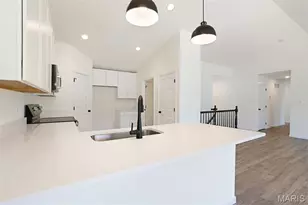 31 Bluestem Ct, Lake Saint Louis, MO 63367 - Photo 10