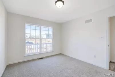 31 Bluestem Court, Lake Saint Louis, MO 63367 - Photo 4