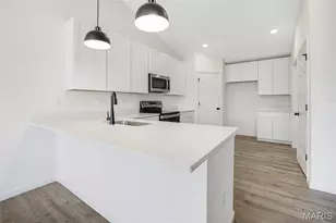 31 Bluestem Ct, Lake Saint Louis, MO 63367 - Photo 16