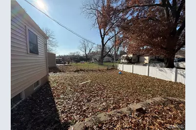 601 Wickford Way, Ballwin, MO 63021 - Photo 18