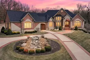 990 Stonecastle Dr, O'Fallon, MO 63366 - Photo 1