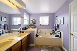 5839 Brookstone Terrace Dr, Oakville, MO 63129 - Photo 10