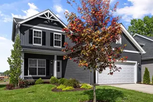 384 Butterfly Gdn Ln, Wentzville, MO 63385 - Photo 1