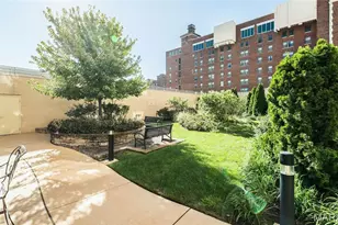 232 N Kingshighway Blvd, Saint Louis, MO 63108 - Photo 40