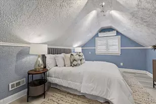 8643 Charlton Ln, Saint Louis, MO 63123 - Photo 34