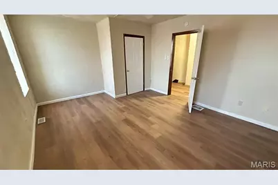 3743 Sullivan Avenue, Saint Louis, MO 63107 - Photo 8