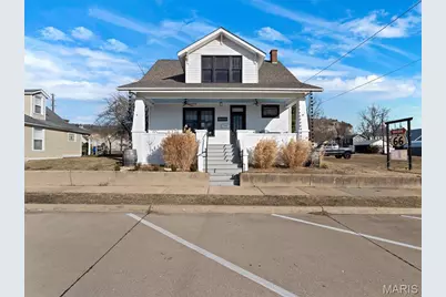 319 W Saint Louis Street, Pacific, MO 63069 - Photo 1