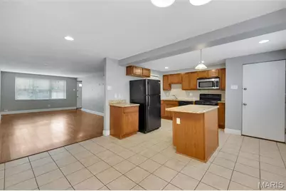 7741 Wild Plum Avenue, Saint Louis, MO 63130 - Photo 8