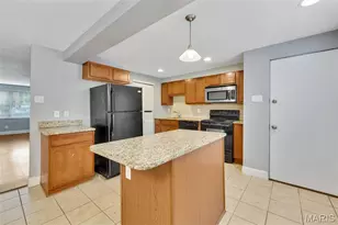 7741 Wild Plum Ave, Saint Louis, MO 63130 - Photo 10