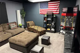 2333 Bensonhurst Dr, Florissant, MO 63031 - Photo 10