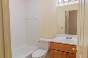 2007 S 11th St, Saint Louis, MO 63104 - Photo 8