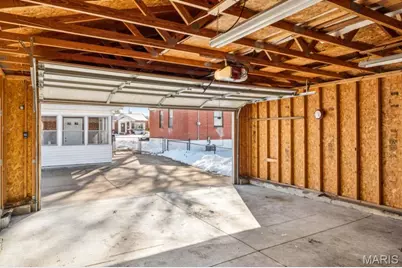 8015 Parkwood Drive, Saint Louis, MO 63123 - Photo 26