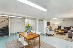 8015 Parkwood Dr, Saint Louis, MO 63123 - Photo 20