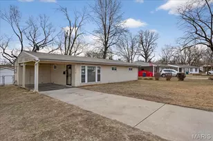 4410 St William Ct, Saint Louis, MO 63134 - Photo 2