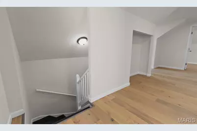 5410 Tholozan Avenue, Saint Louis, MO 63109 - Photo 16