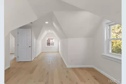5410 Tholozan Avenue, Saint Louis, MO 63109 - Photo 22