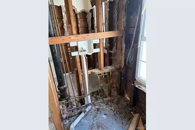 317 Mueller Avenue, Ferguson, MO 63135 - Photo 8