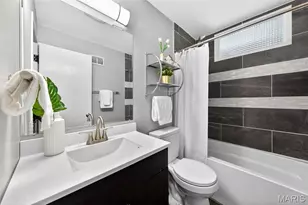 12 Thackery Ct, Florissant, MO 63031 - Photo 12