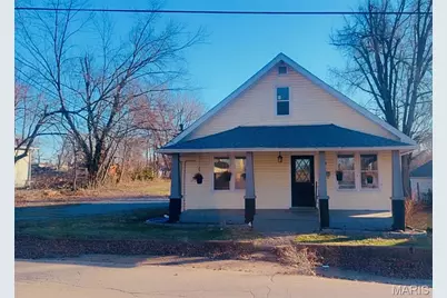 403 E Marvin Avenue, Fredericktown, MO 63645 - Photo 1