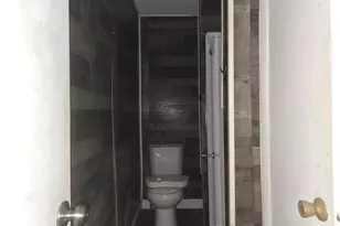 2131 Stansbury St, Saint Louis, MO 63118 - Photo 6