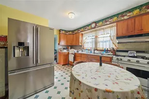 11358 Dorsett Rd, Maryland Heights, MO 63043 - Photo 6