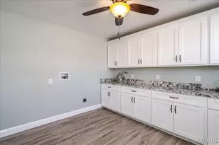 701 S 2nd St, Robertsville, MO 65066 - Photo 16