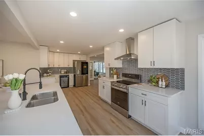 15693 Dresden Lake Court, Chesterfield, MO 63017 - Photo 14