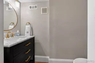 457 Yorkshire Pl, Webster Groves, MO 63119 - Photo 38