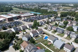 100 Berry Manor Cir, Saint Peters, MO 63376 - Photo 44